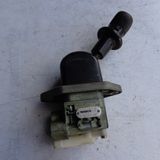 Zawór hamulca ręcznego MAN TGX / TGS / TGA - 81523156156, 81523156171