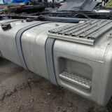 MAN TGX / TGS drivstofftank med braketter 595L + 70L AdBlue - 81122015733