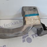 New OEM Mercedes Benz bumper bracket