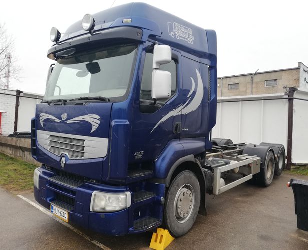 2009 Renault Premium DXi 450 disponibile per ricambi