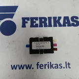 Ripartitore antenna GPS Mercedes Benz MB - A0048209075